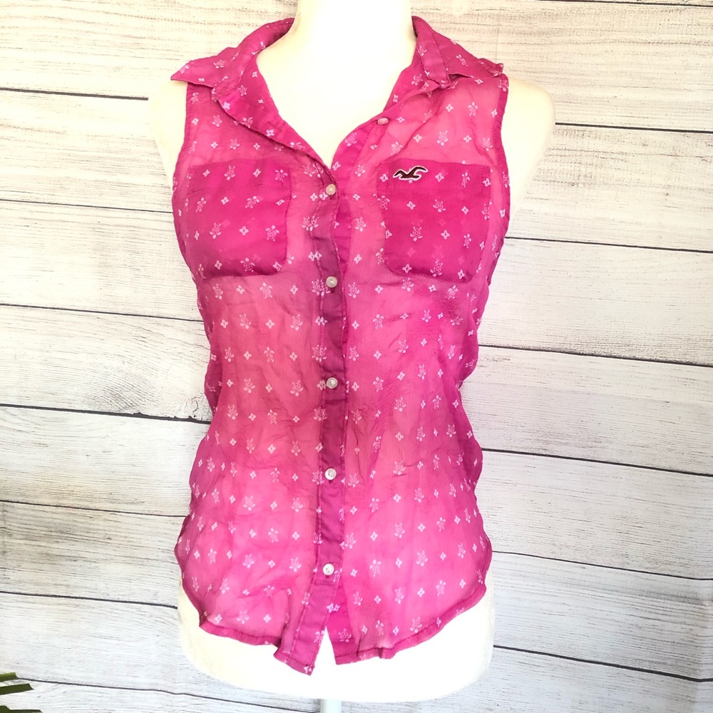 Hollister | Sleeveless Button Down Blouse